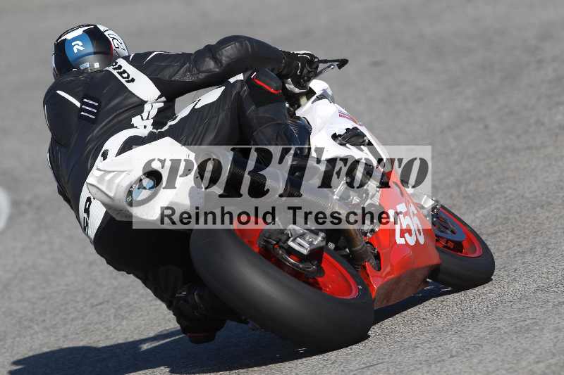 /Archiv-2023/02 31.01.-03.02.2023 Moto Center Thun Jerez/Gruppe blau-blue/256